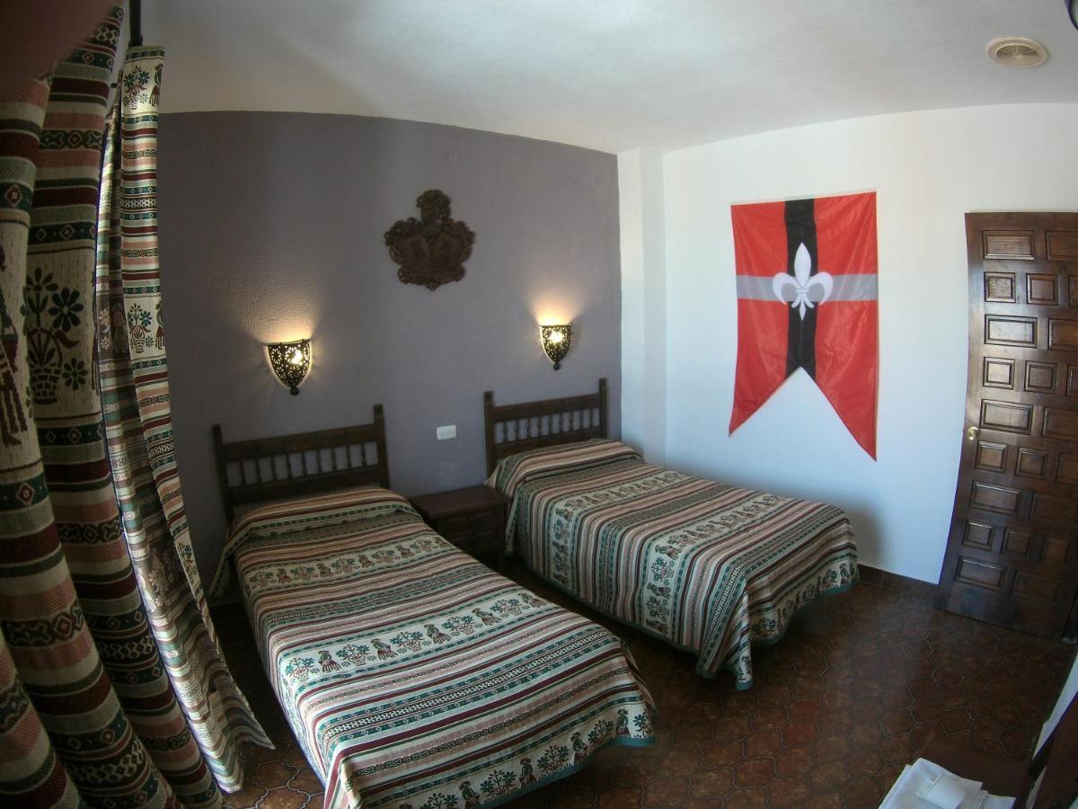 Hostal Rural Marques De Zahara Захара де ла Сиера Екстериор снимка