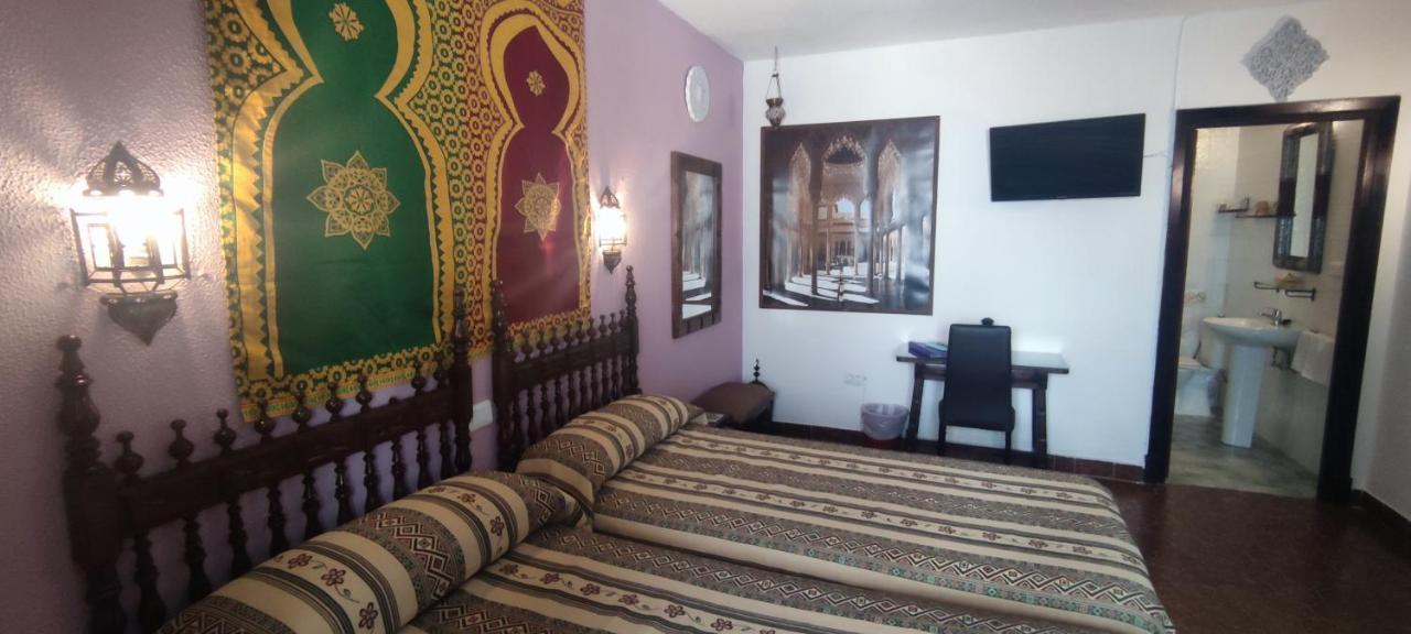 Hostal Rural Marques De Zahara Захара де ла Сиера Екстериор снимка